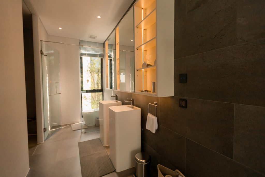 wallaya-hill-master-bedroom02-6