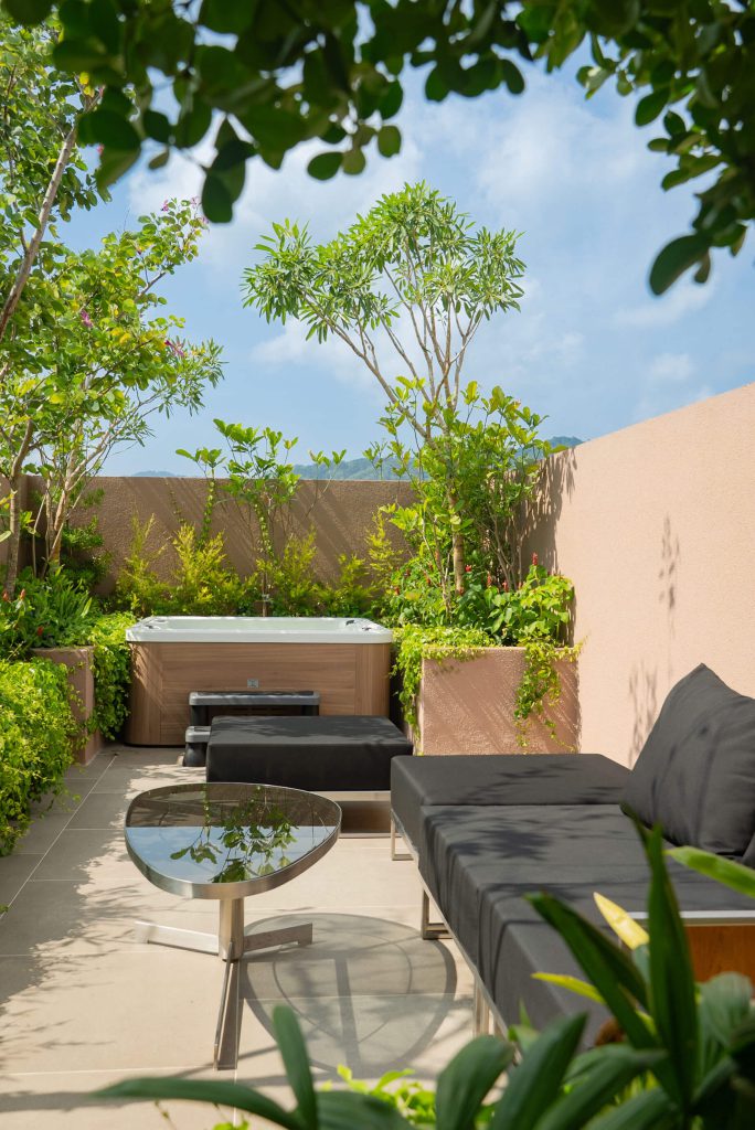the-harmony-exterior-photo-2