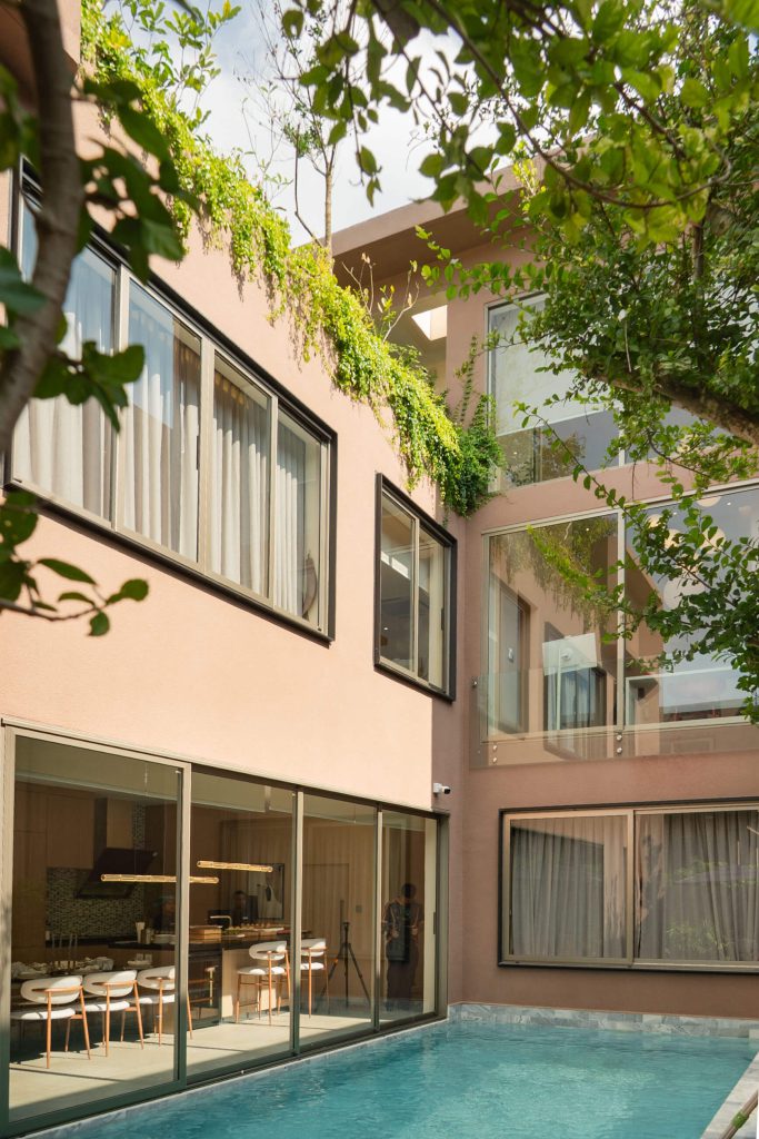 the-harmony-exterior-photo-4