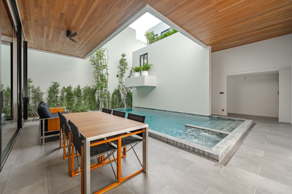 wallaya-hill-terrace-pool-4